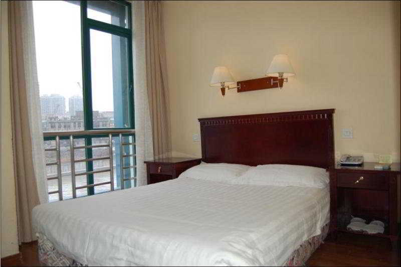 Lakeside Holiday Inn Shanghái Exterior foto